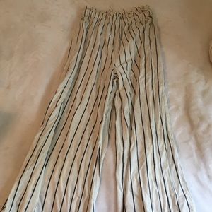 Beachy billabong pants